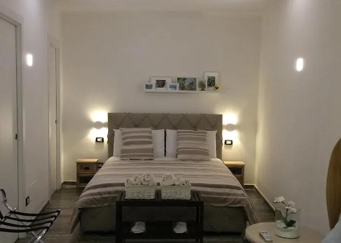 Il Pavone 住宿加早餐酒店 4*